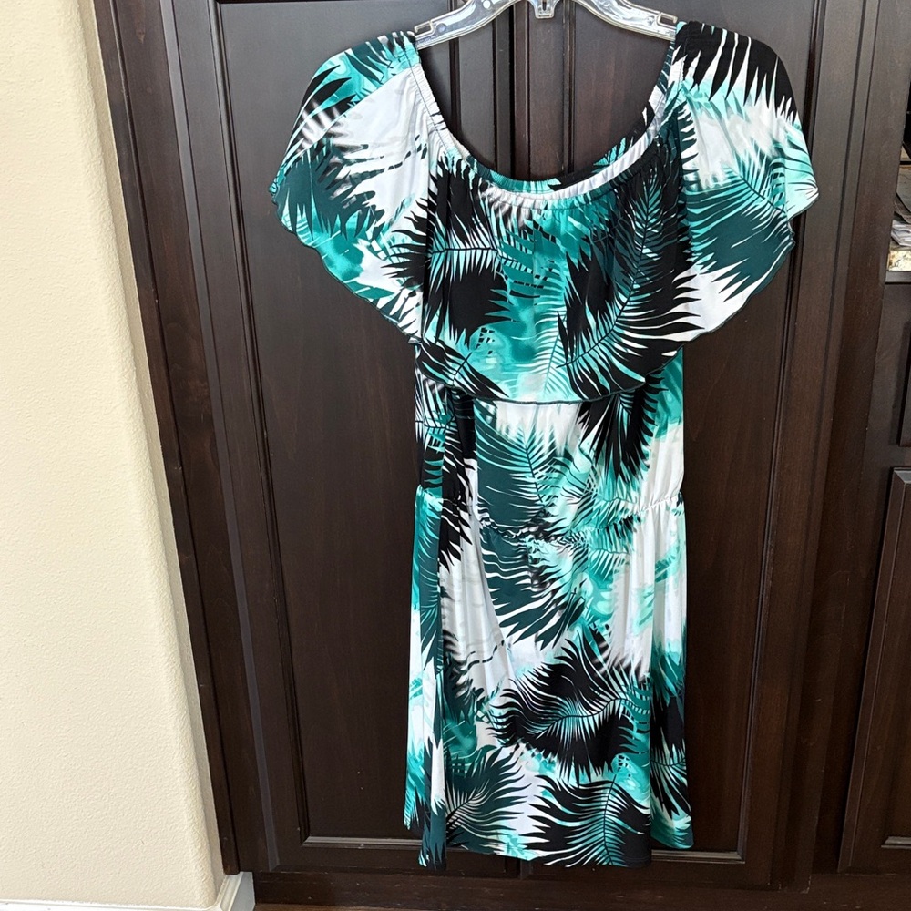 White House Black Market Teal and Black Palm Dress